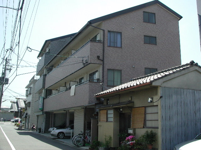 岩本マンション